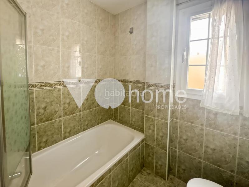 Foto 0c721bcd-32c3-44b9-89a2-33b290b76431. Piso en Pavones Madrid