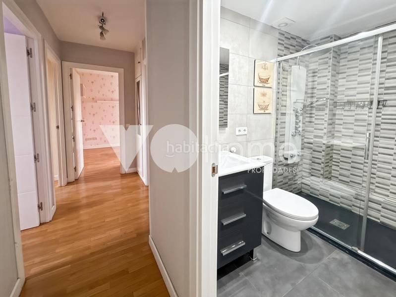 Foto b7c461e5-9626-401e-b363-a292cbb0dc68. Piso en Pavones Madrid