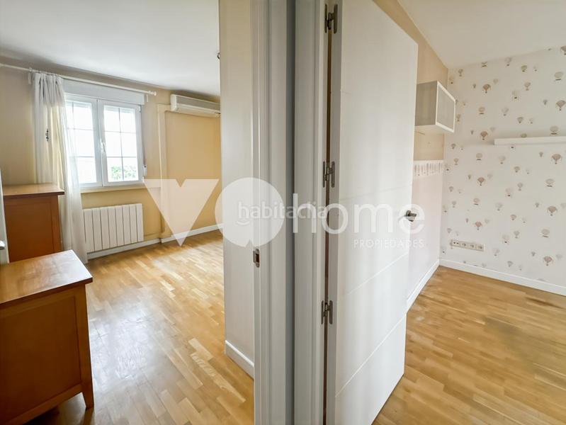 Foto d0336817-03be-4283-85ba-e1658bc1a343. Piso en Pavones Madrid