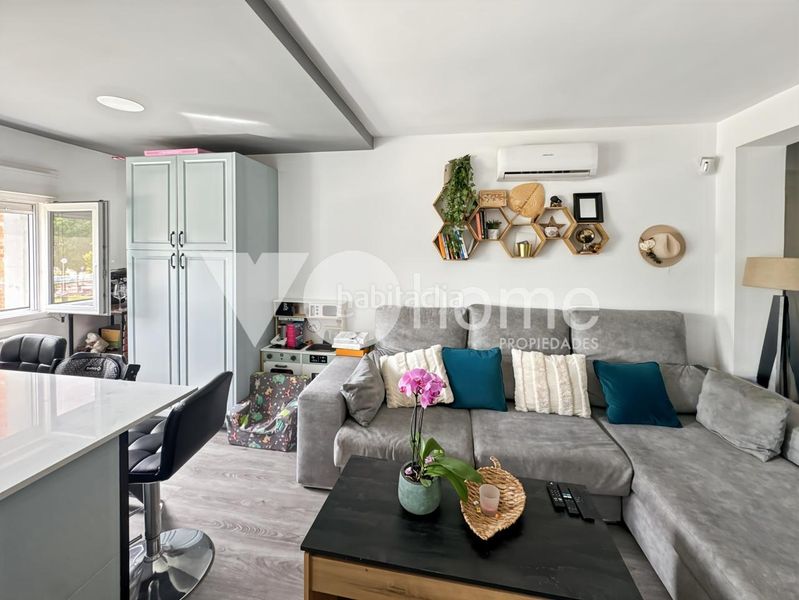 Foto c364ee86-b91e-4862-bf7b-0a4a435abbf7. Pis amb calefacció a Fontarrón Madrid