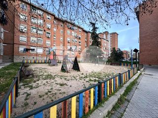 Pis  De la hacienda de pavones. Piso en venta en hacienda de pavones, moratalaz.