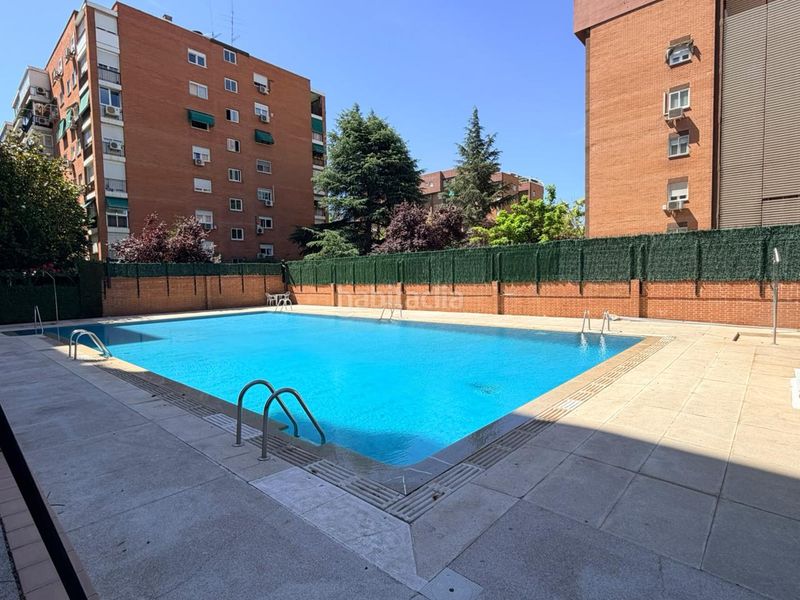 Foto 8e03b835-4aa6-4236-985b-80eebe499930. Pis amb calefacció aparcament piscina a Santa Eugenia Madrid
