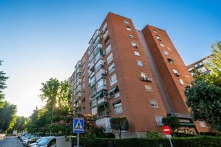 Flat  De puentelarra. Piso en venta en calle puentelarra  santa eugenia