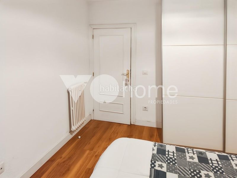 Foto 4bd48d10-2144-41f8-91b8-dccf7974e9f5. Planta baixa amb calefacció a Vinateros Madrid