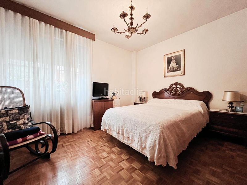 Foto 4bcaa3a9-1107-453b-b2bd-094fc358f7f2. Pis amb aparcament a Santa Eugenia Madrid