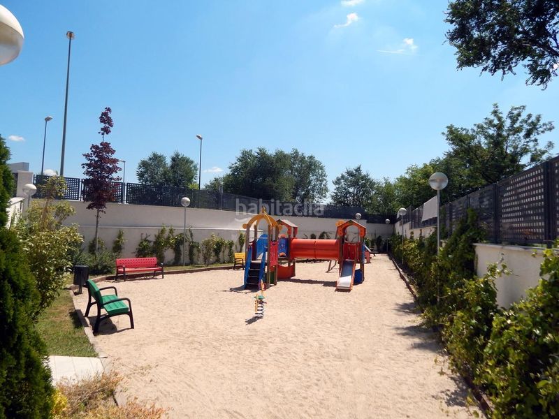 Foto e93d4914-b0b0-463b-8bd2-287bdcd1b769. Pis amb calefacció aparcament piscina a Santa Eugenia Madrid