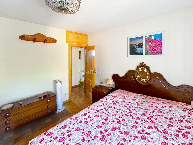 Foto 489cb981-6b37-4909-a8a0-7f1d8e92e6cb. Piso en Vinateros Madrid