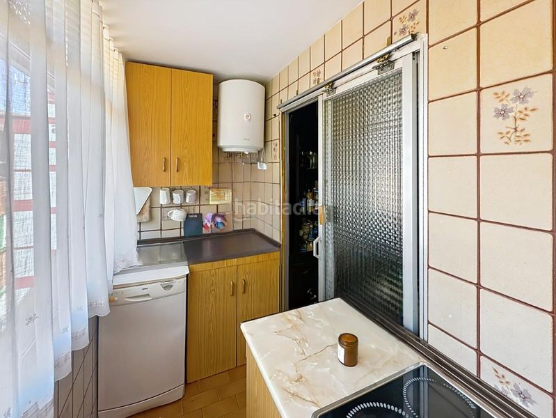 Foto ba4e11fd-bb0d-4024-89e4-23ef39ce8084. Piso en Vinateros Madrid