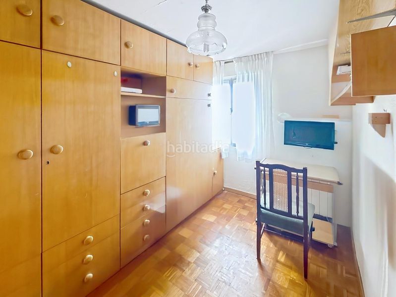 Foto ebb409ac-024f-4f88-a6f5-15745344e25d. Piso en Vinateros Madrid