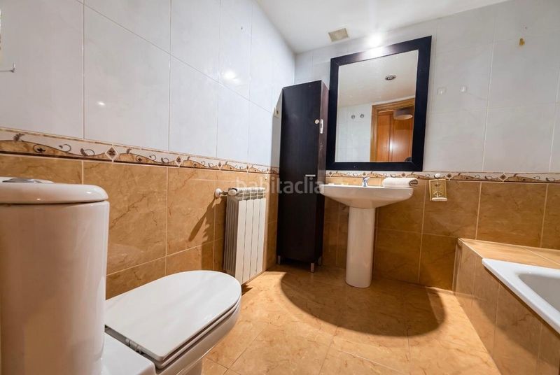 Foto c4a4a600-0b28-4ff8-9c35-4d510c2d073d. Àtic amb calefacció aparcament a Numancia Madrid