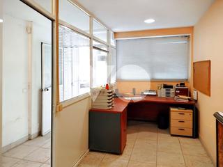 Local Comercial en Esteban Collantes