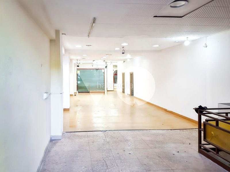 Foto c4f60128-d78a-46cc-93e6-0b8323729f56. Business premise in Ventas Madrid