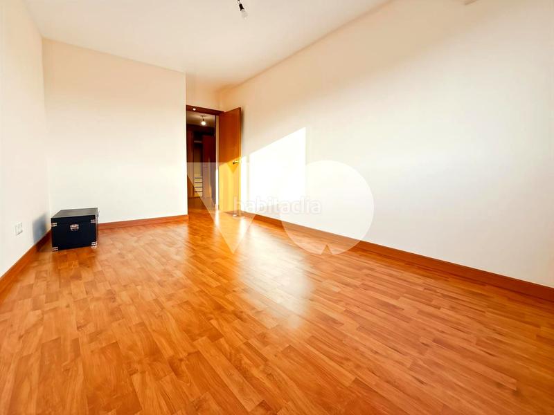 Foto 3a981158-3bfe-478e-8f2a-781dc57aa615. Piso  en venta, moratalaz, en Media Legua Madrid