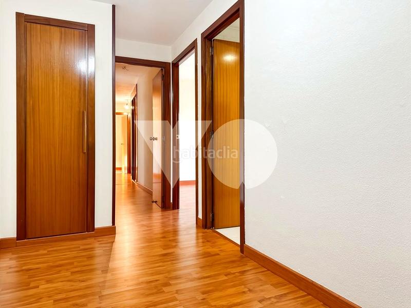 Foto 5fe0c811-06b5-4268-a09b-74b878d5655c. Piso  en venta, moratalaz, en Media Legua Madrid