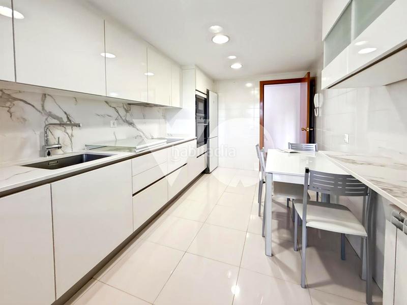Foto 8b7558b8-9dd4-4080-90ff-57f3adb48db4. Piso  en venta, moratalaz, en Media Legua Madrid