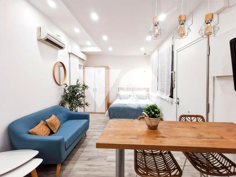 Foto cc4cb1ee-90f8-4c6c-a399-e7a06e9a7590. Estudio piso en venta, latina, en Embajadores-Lavapiés Madrid