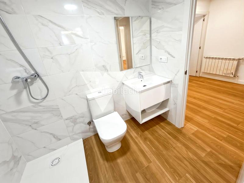 Foto 6e7c487c-264d-442f-8bd6-eb436721b723. Dúplex  en venta, Pueblo Nuevo, ciudad lineal, en Madrid