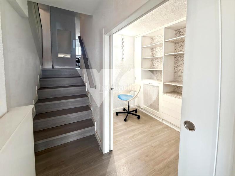 Foto 12ff736f-77f0-4ba4-913b-ec3e103a3d5c. Dúplex  en venta, Quintana, ciudad lineal, en Madrid