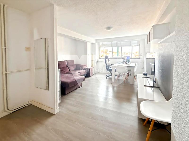 Foto a3fa6b7a-077a-481b-8322-e1c6a7bd1b42. Dúplex  en venta, Quintana, ciudad lineal, en Madrid