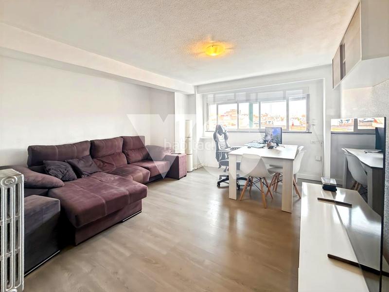 Foto ca1b40cf-dc51-4728-9711-d1d4e8919cfc. Dúplex  en venta, Quintana, ciudad lineal, en Madrid