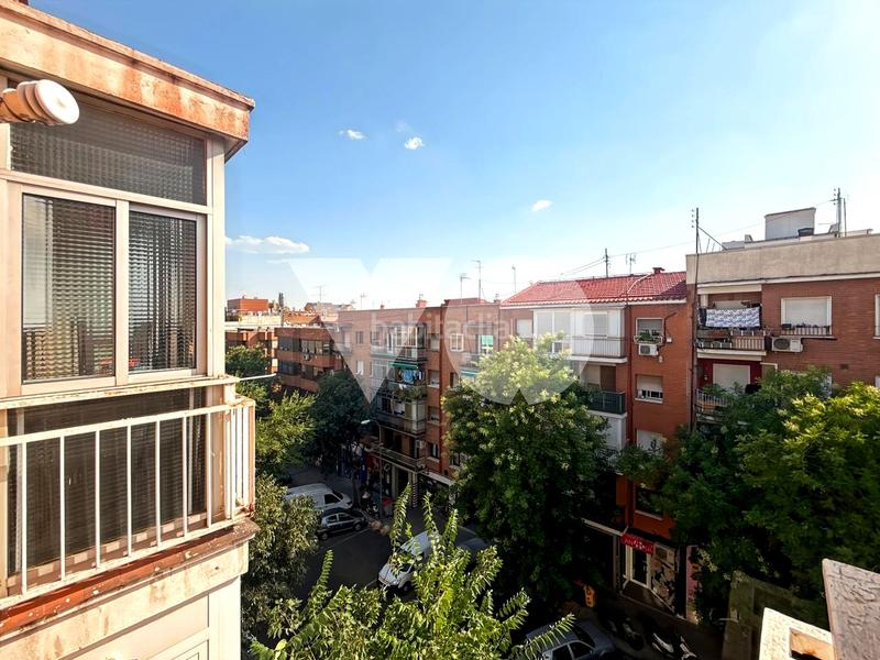 Foto 03b75e6b-9178-4328-a93e-14e56f915b63. Piso  en venta en Pueblo Nuevo, ciudad lineal, en Madrid