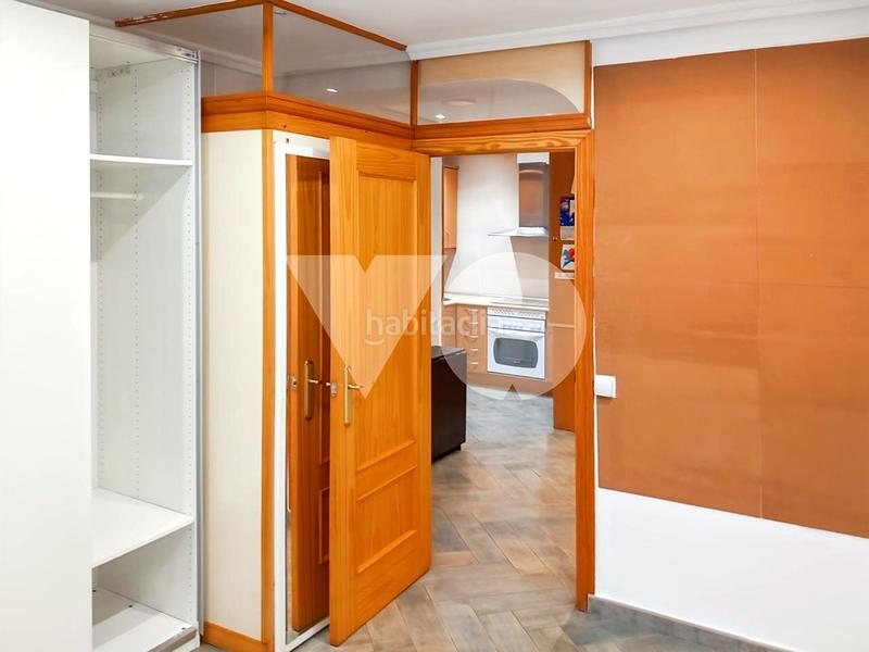 Foto 0cc91183-738a-4216-af57-ad67db474252. Piso localvivienda en venta, Concepción, ciudad lineal, en Madrid