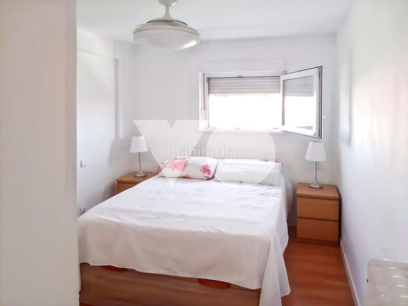 Foto 2f8f5f1e-1196-4506-885c-099cf3ffe7a3. Dúplex  en venta, Quintana, ciudad lineal, en Madrid