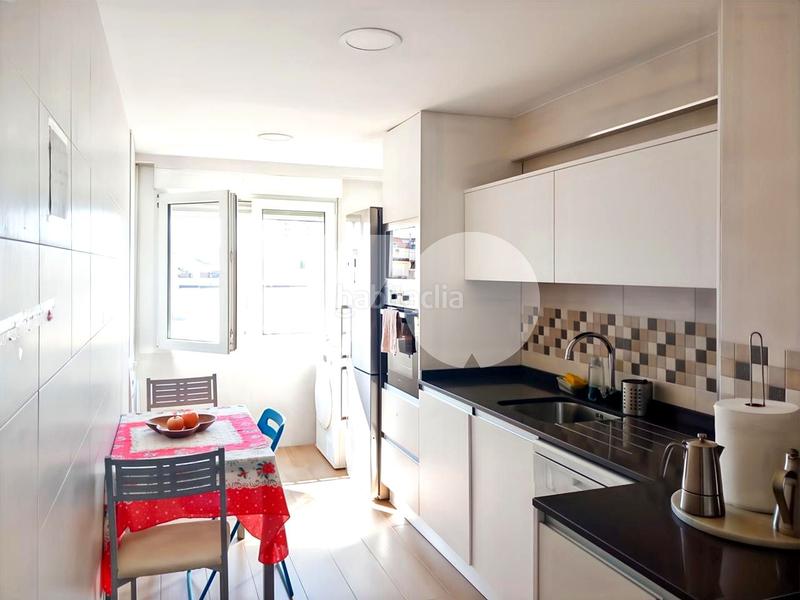 Foto 7ce83c81-4979-4e83-8e22-8c7619d3c1be. Dúplex  en venta, Quintana, ciudad lineal, en Madrid