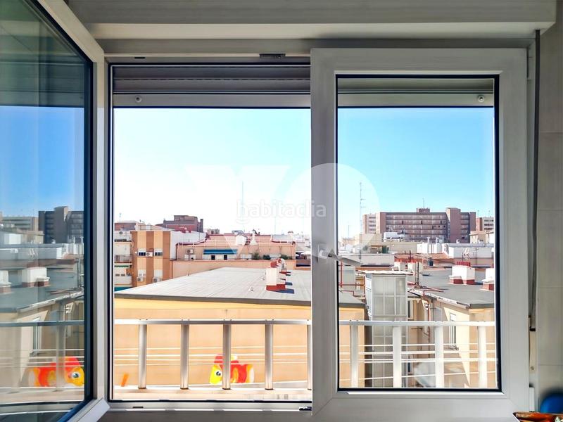 Foto fce1c976-ef6e-457c-950f-b6b370923b95. Dúplex  en venta, Quintana, ciudad lineal, en Madrid