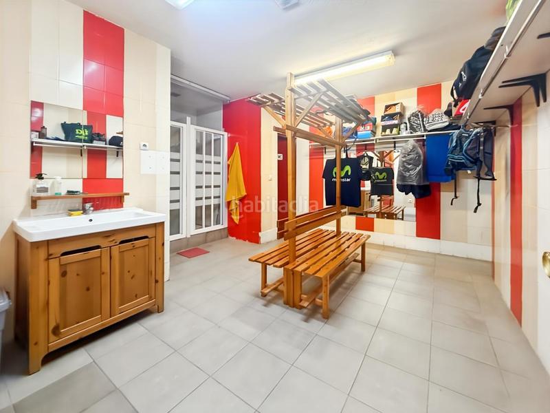 Foto 8283f05d-0964-4cc7-a2b0-9cd379f8097f. Business premise in Ventas Madrid