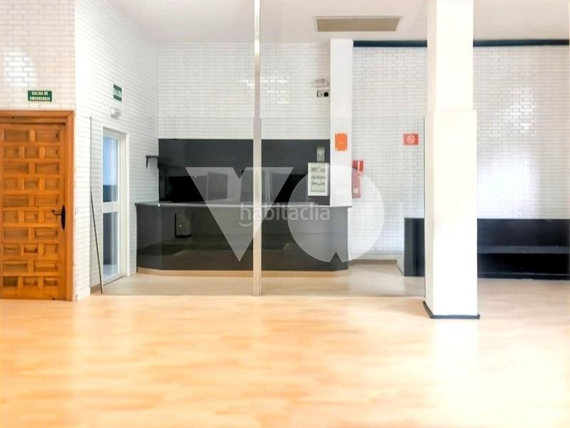 Foto e95998be-a303-4065-9cf2-b9ebd77ac244. Business premise in Ventas Madrid