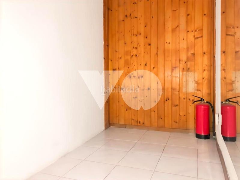 Foto eff29a2e-ef23-483b-a627-ff25697c104a. Business premise in Ventas Madrid