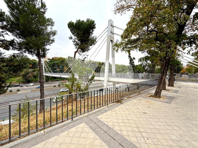 Foto 3274313b-a708-49e1-bfbb-3b732ef962f6. Erdgeschoss in Ventas Madrid