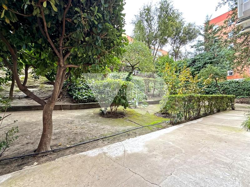 Foto dfdee23e-9ffe-4bf3-8e38-3106f71082ee. Erdgeschoss in Ventas Madrid