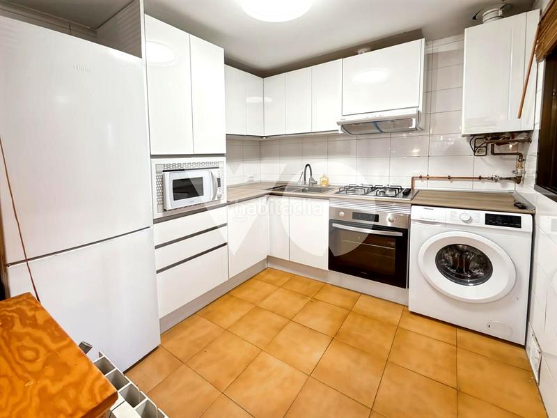 Foto ec1f4643-27f6-4722-bb0b-eaf14dae6e30. Duplex avec chauffage dans Ventas Madrid