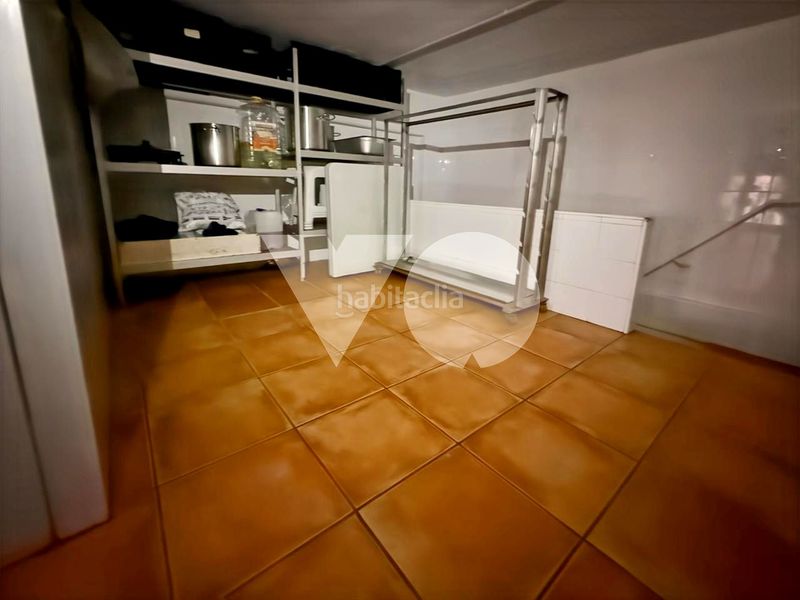 Foto 89cdda83-3d23-407d-b0b0-48a9d017fa9d. Local comercial a Quintana Madrid