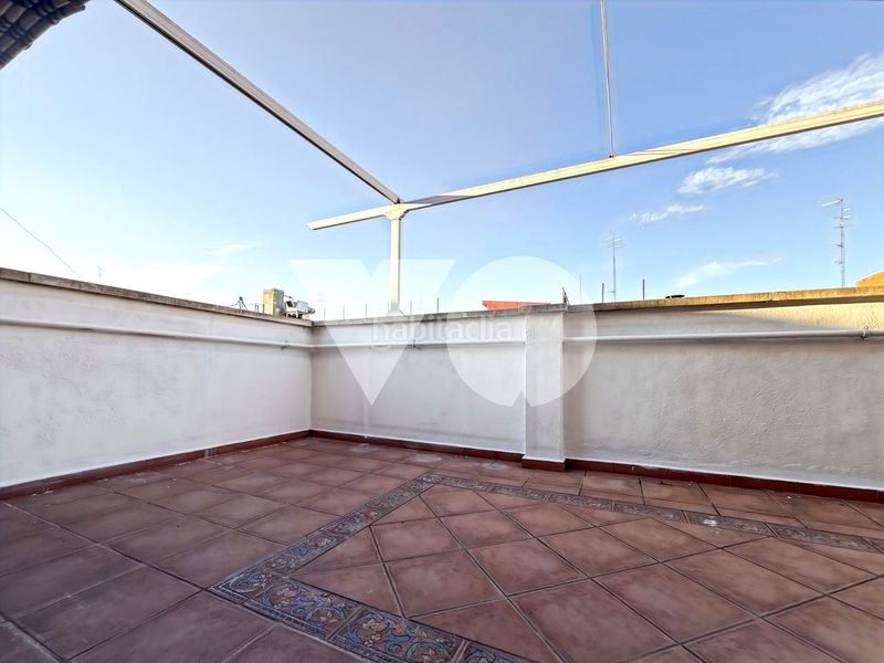 Foto 1637d662-a9e4-48ee-85e0-38a6a6bedaa1. Àtic amb calefacció a Ventas Madrid