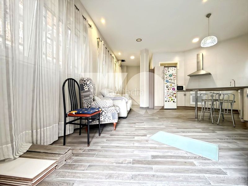Foto 0c7ba434-85ec-4647-9aad-b2ad566f962a. Planta baixa a Ventas Madrid