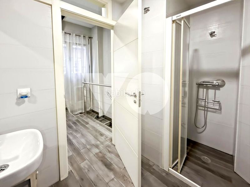 Foto 141a176c-ddb6-4d75-a089-44463b1ef277. Planta baixa a Ventas Madrid