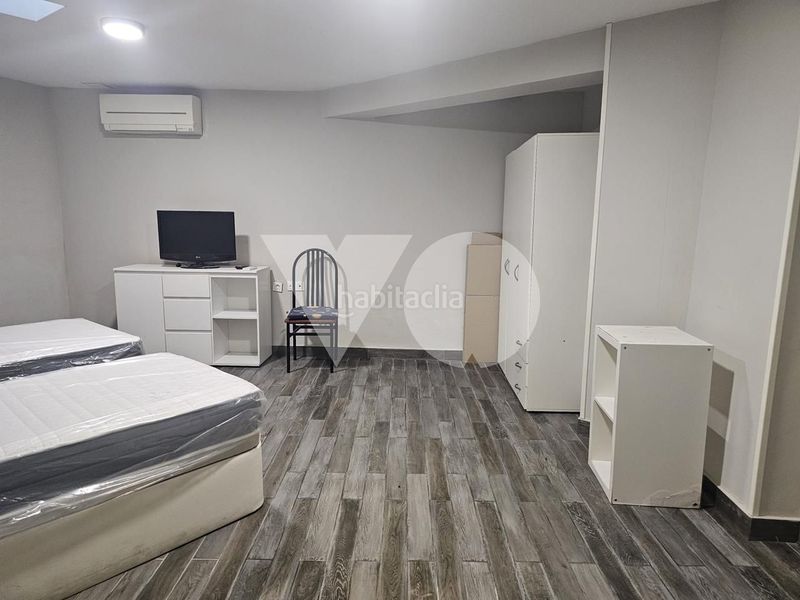 Foto 3f6ec96f-7b8d-4ec2-a3fd-4a5fbb240893. Planta baixa a Ventas Madrid