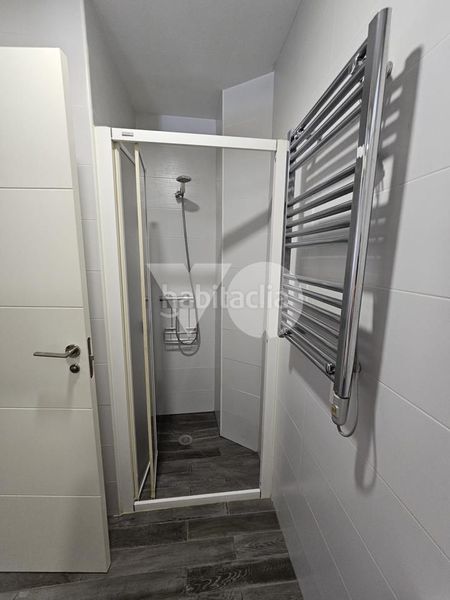 Foto 95b0924b-50f9-4a00-8ea5-bf0ba8667d33. Planta baixa a Ventas Madrid