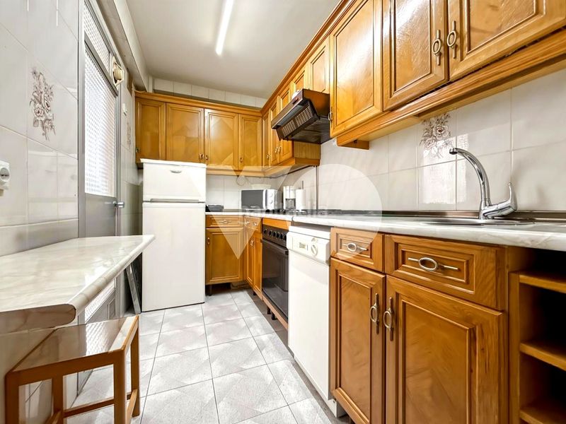 Foto 638c9703-ee74-43f1-9b09-5308d70859da. Flat in Ventas Madrid