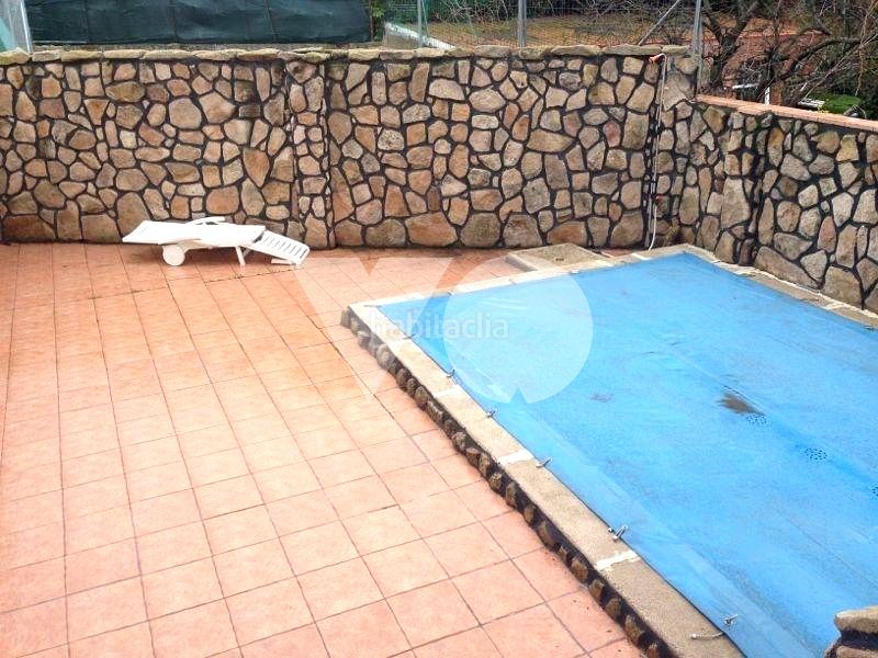 Foto 8e930d32-7580-4573-b6c3-a0cdd5b49a9f. Casa adossada amb calefacció aparcament piscina a Arganda del Rey