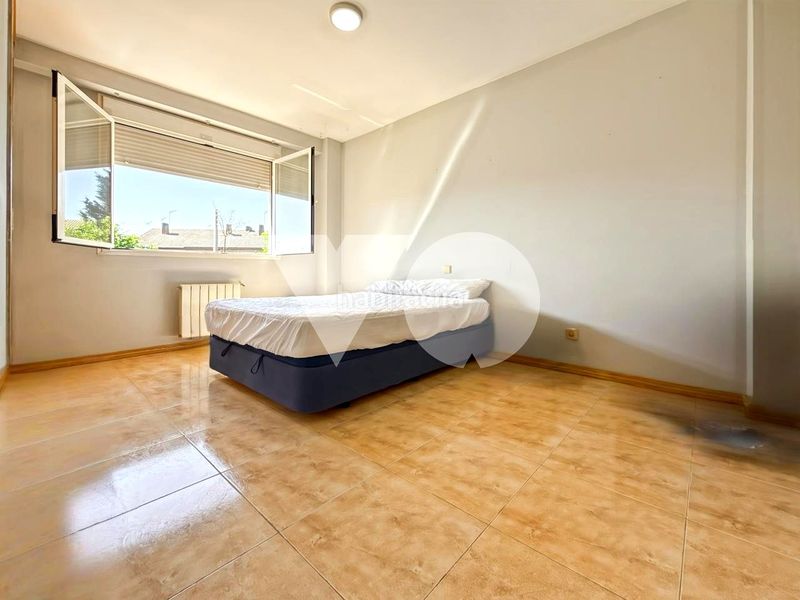 Foto ff1d9927-6af0-453d-8ab6-5a0cffc3a8f0. Casa adossada amb calefacció aparcament piscina a Arganda del Rey