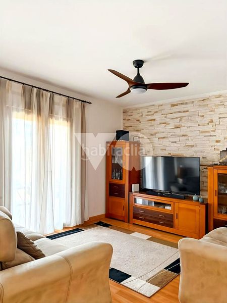 Foto f287aff3-487c-49ff-baf3-f1cda38640d6. Casa a Valdepeñas