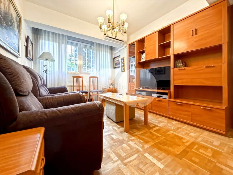Foto 6827b10c-c034-4a77-8f8e-199c83921889. Flat with heating in Ventas Madrid