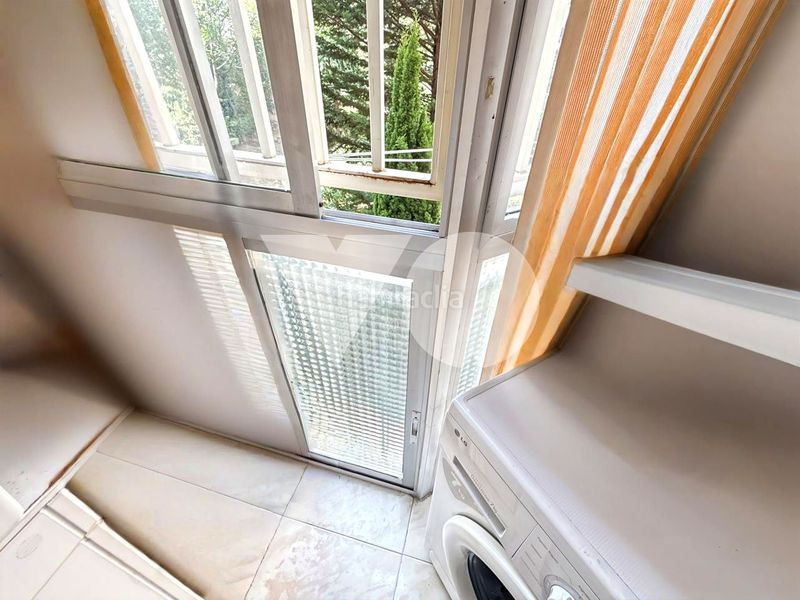 Foto f1146e1c-4e70-485f-8026-e4039d5cfdaf. Flat with heating in Ventas Madrid