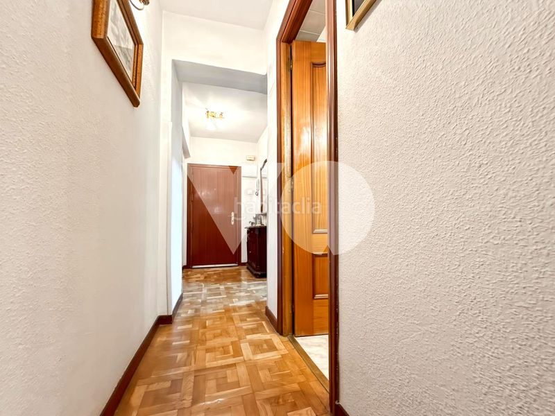 Foto f9bf2916-fc39-4f10-ade1-786ac52498a6. Flat with heating in Ventas Madrid