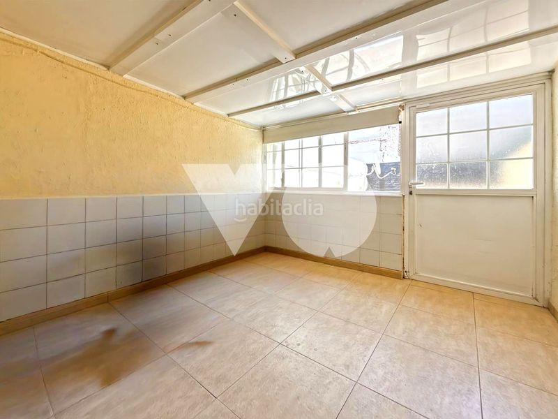 Foto 0400f80d-9eff-49a1-bafd-af4a6c442017. Planta baixa a Ventas Madrid