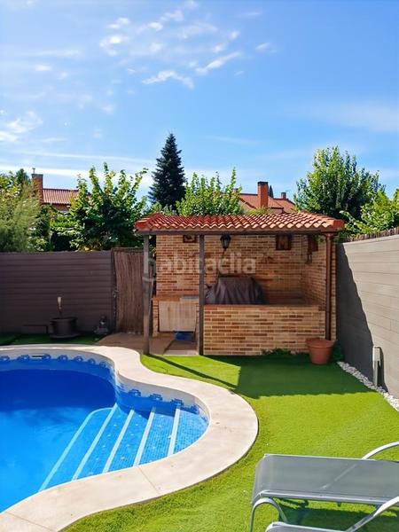 Foto ab087ee0-6e2a-4186-8fc8-f167464d1ca5. Casa adossada amb calefacció aparcament piscina a Rivas - Vaciamadrid